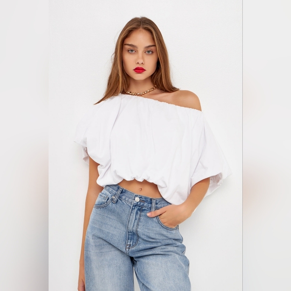 GREY LAB Tops - Coquette balloon style white puffy blouse
